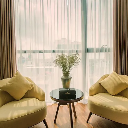 Luxury6 Hotel Mong Cai Exterior photo