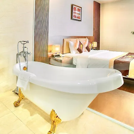 Luxury6 Hotel Mong Cai Exterior photo
