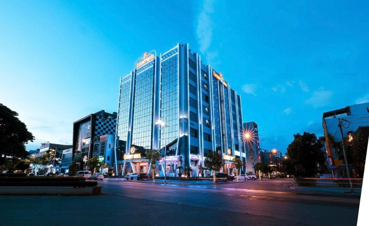 Luxury6 Khách sạn